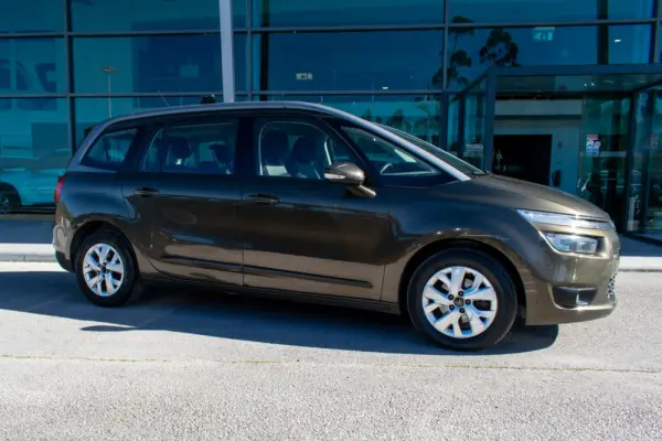 Citroen C4 Picasso 1.6 HDI 7L 8