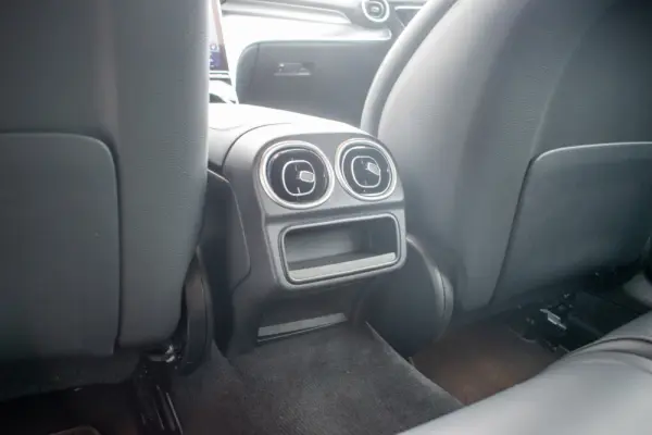Mercedes-Benz C 220 d Avantgarde Station 9 G-Tronic 37