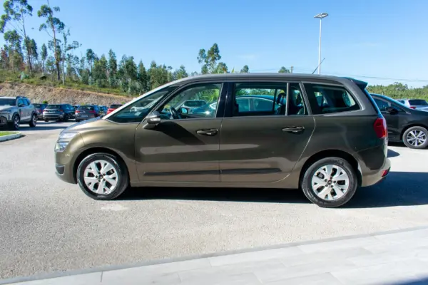 Citroen C4 Picasso 1.6 HDI 7L 4