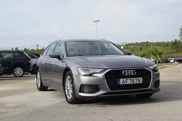 Audi A6 Avant 40 TDI S tronic 1