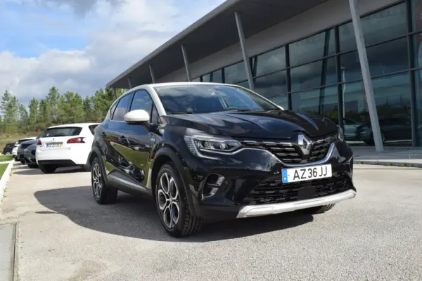 Renault Captur 1.0 TCe Exclusive 1