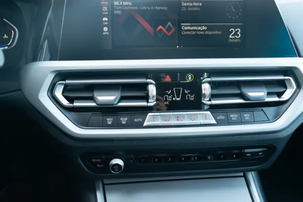BMW 320 d Auto 2.0 34