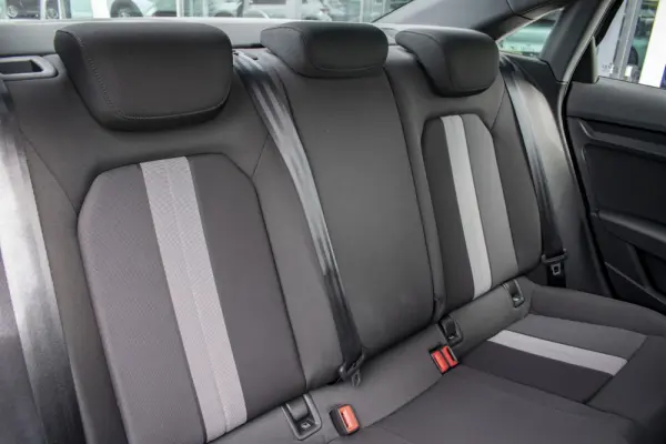 Audi A3 Limousine 30 TDI 46