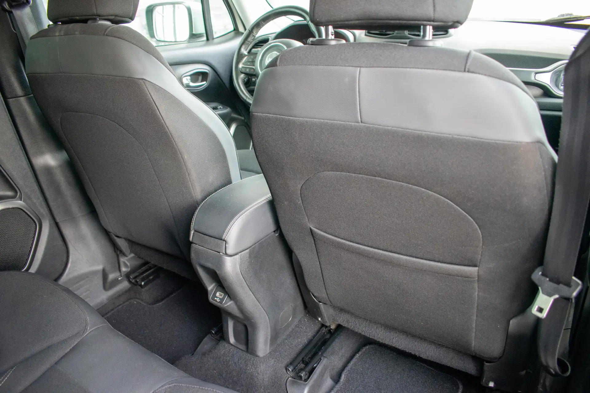 Jeep Renegade 1.6 MJD Limited 44