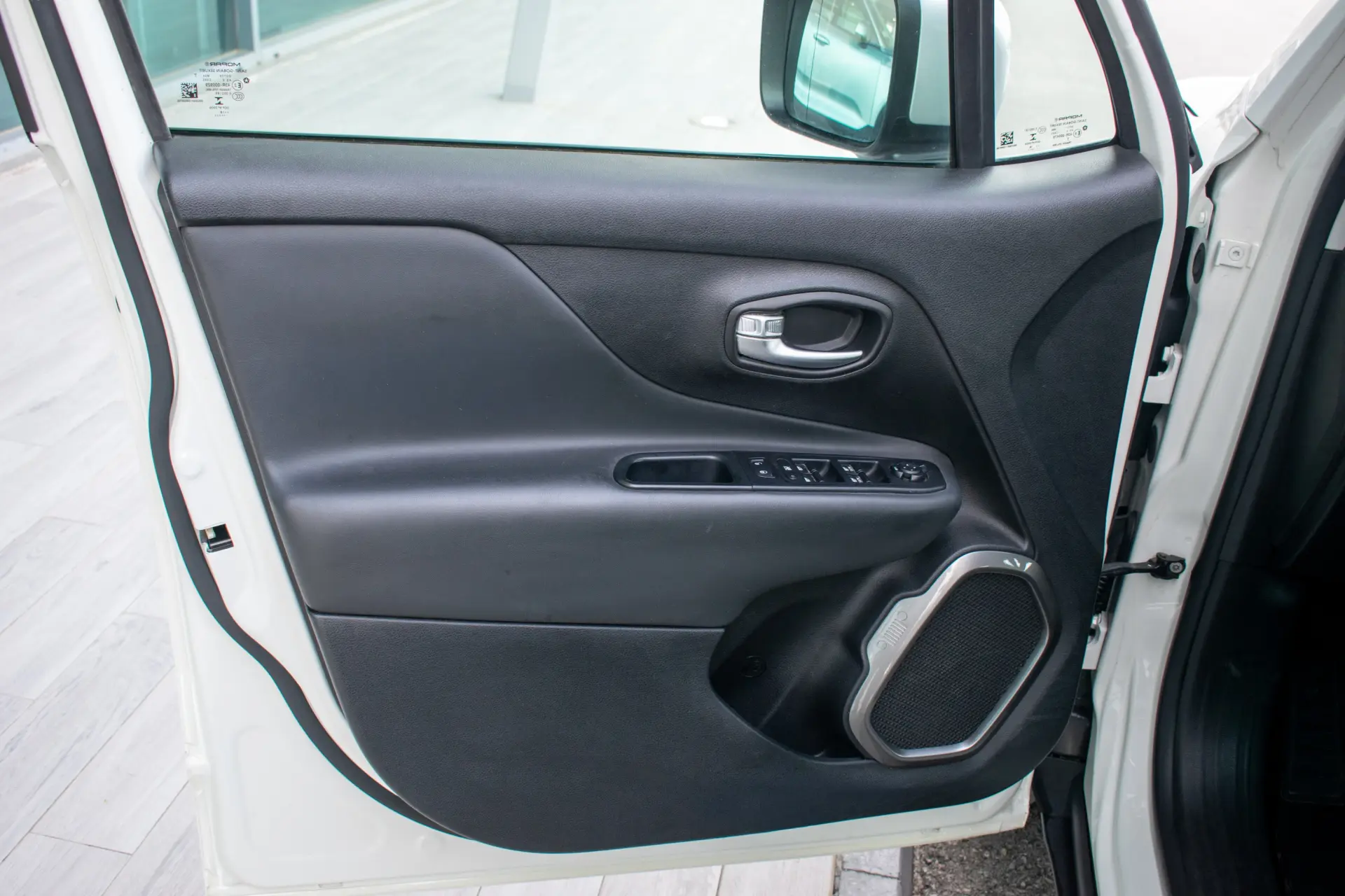 Jeep Renegade 1.6 MJD Limited 14