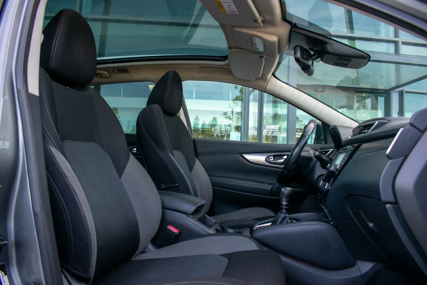 Nissan Qashqai 1.5 dCi N-Connecta J18 40