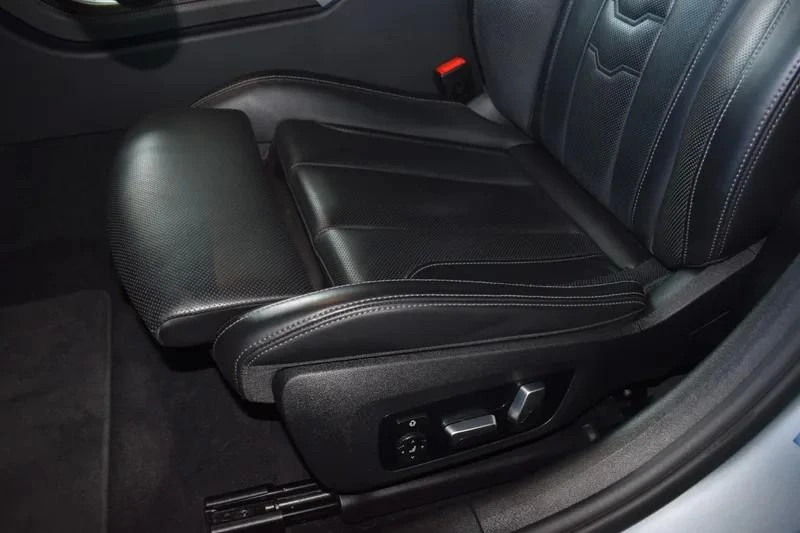 BMW 840 Gran Coupé i Pack M 25