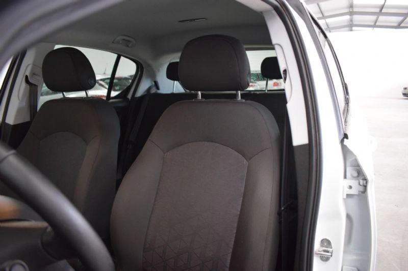 Opel Corsa 1.2 120 Anos 17