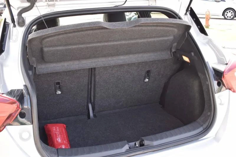 Nissan Micra 1.0 IG-T N-Sport 31