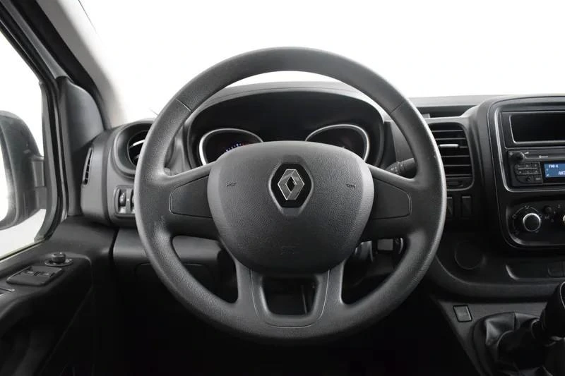 Renault Trafic 2.0 dCi L1H1 (C/ Frio) 28