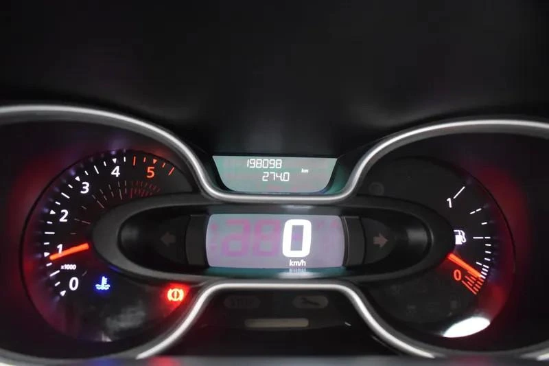 Renault Trafic 2.0 dCi L1H1 (C/ Frio) 29