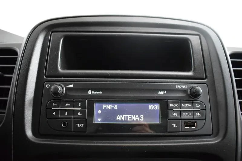 Renault Trafic 2.0 dCi L1H1 (C/ Frio) 33