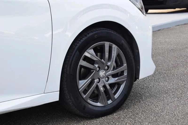 Peugeot 208 1.5 BlueHDi Active 7