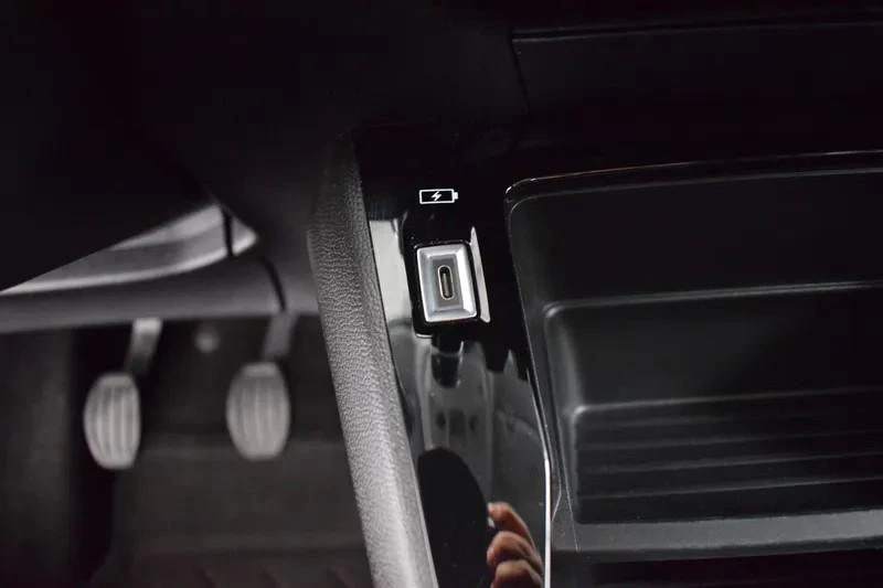 Peugeot 208 1.5 BlueHDi Active 25