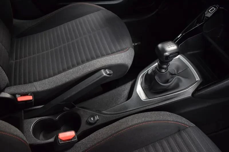 Peugeot 208 1.5 BlueHDi Active 38