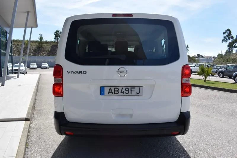 Opel Vivaro 1.5 CDTi L2H1 Essentia 11