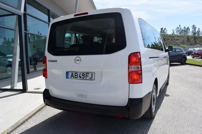 Opel Vivaro 1.5 CDTi L2H1 Essentia 13