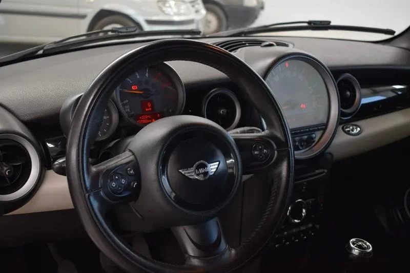 MINI 3 Portas Cooper D 19