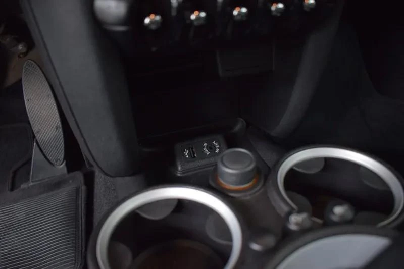 MINI 3 Portas Cooper D 28