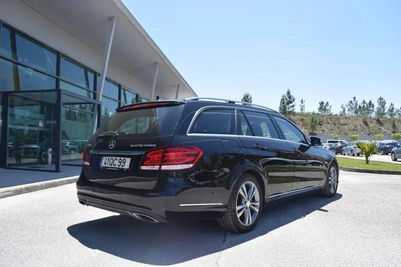 Mercedes-Benz E 300 Bluetec Hybrid Avantgarde 11