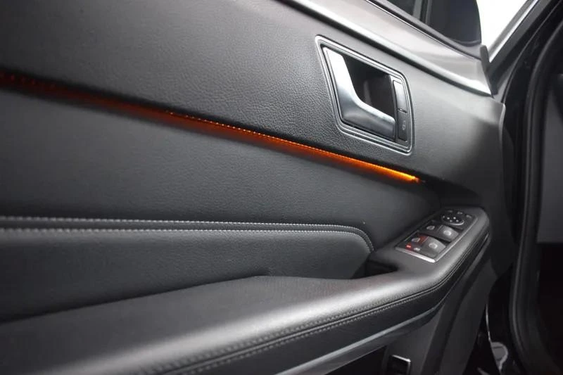 Mercedes-Benz E 300 Bluetec Hybrid Avantgarde 15