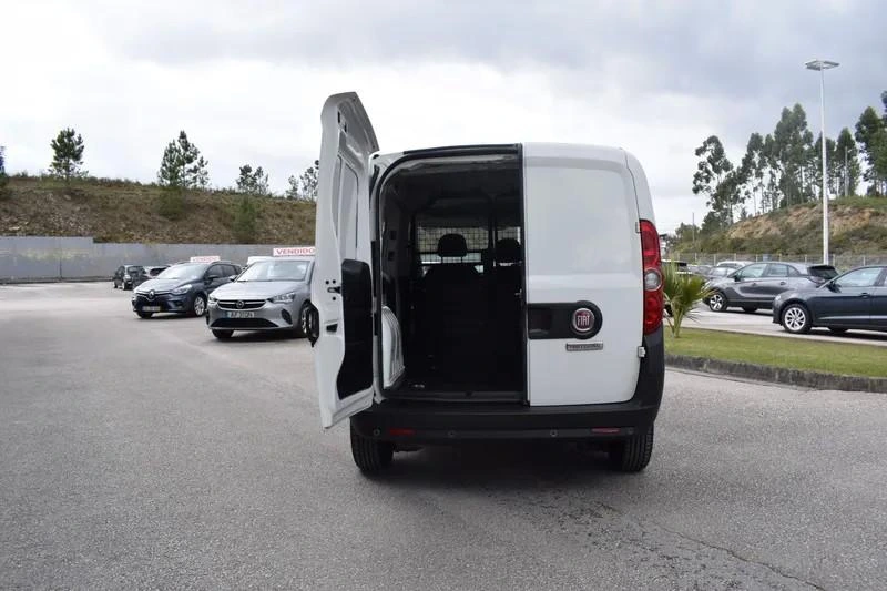 Fiat Doblo Cargo 1.3 M-Jet Easy Van 3L 8