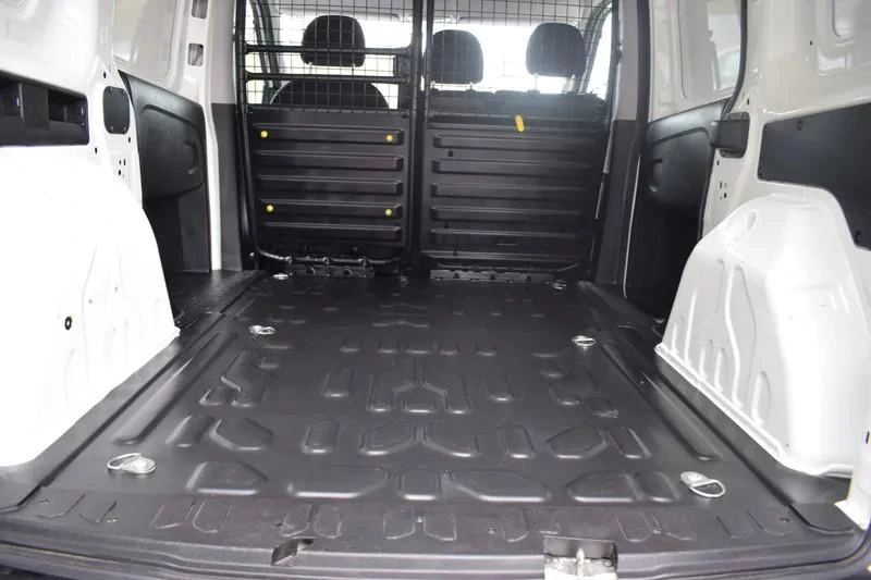 Fiat Doblo Cargo 1.3 M-Jet Easy Van 3L 10