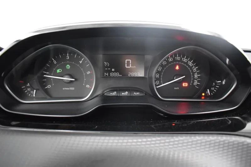Peugeot 2008 1.5 BlueHDi Style 30
