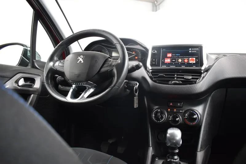 Peugeot 2008 1.5 BlueHDi Style 44