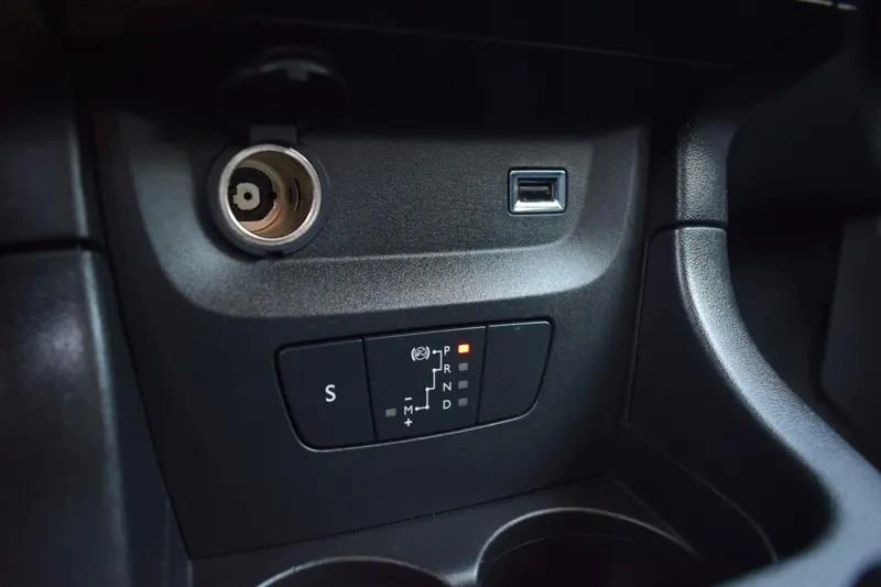 Citroen C3 1.2 PureTech Shine EAT6 29