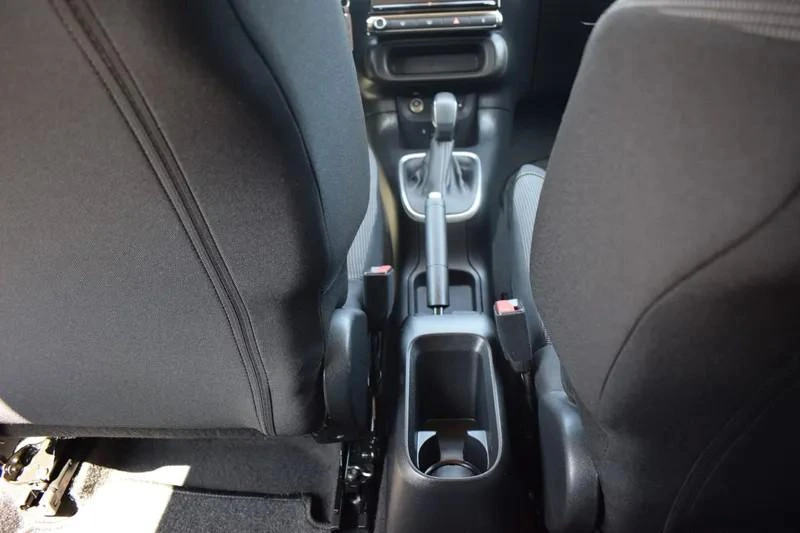 Citroen C3 1.2 PureTech Shine EAT6 36