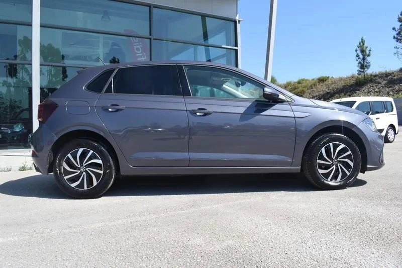 Volkswagen Polo 1.0 TSI Life 8