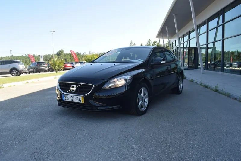 Volvo V40 2.0 D2 Momentum 3