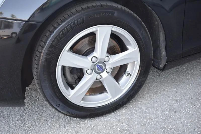 Volvo V40 2.0 D2 Momentum 11
