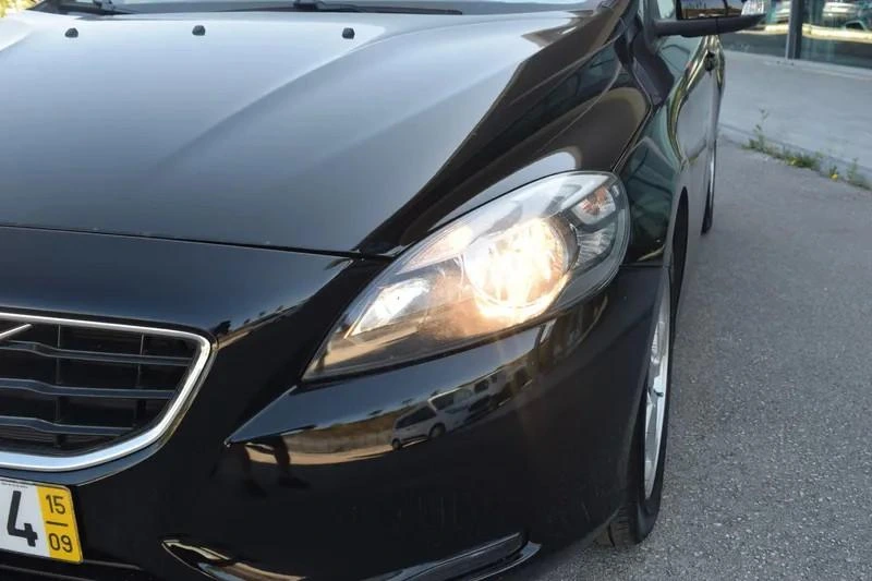 Volvo V40 2.0 D2 Momentum 12