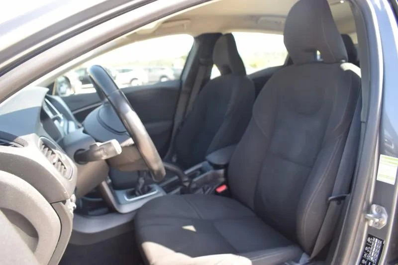 Volvo V40 Cross Country Outro 11