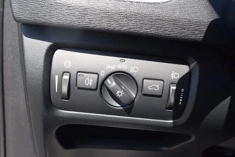 Volvo V40 Cross Country Outro 20