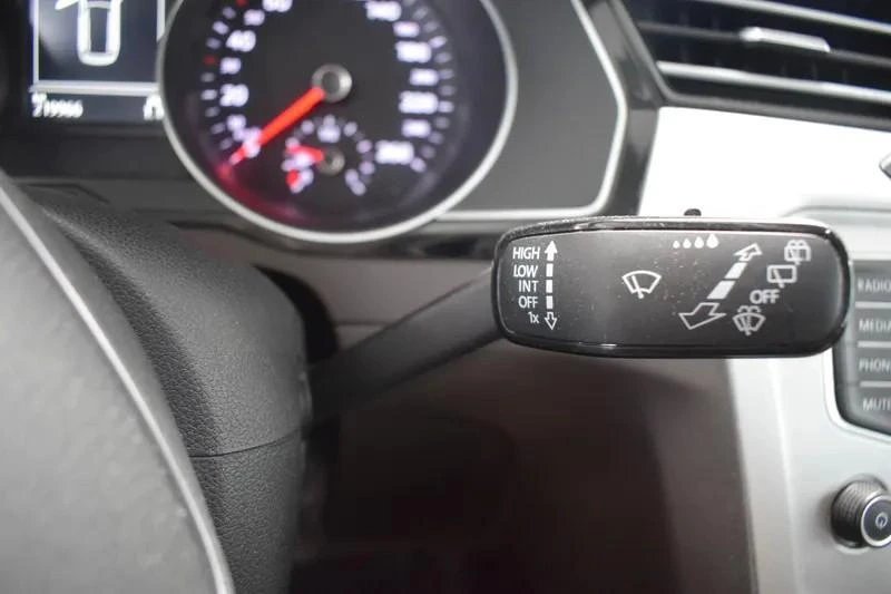 Volkswagen Passat Variant 2.0 TDi Confortline 16