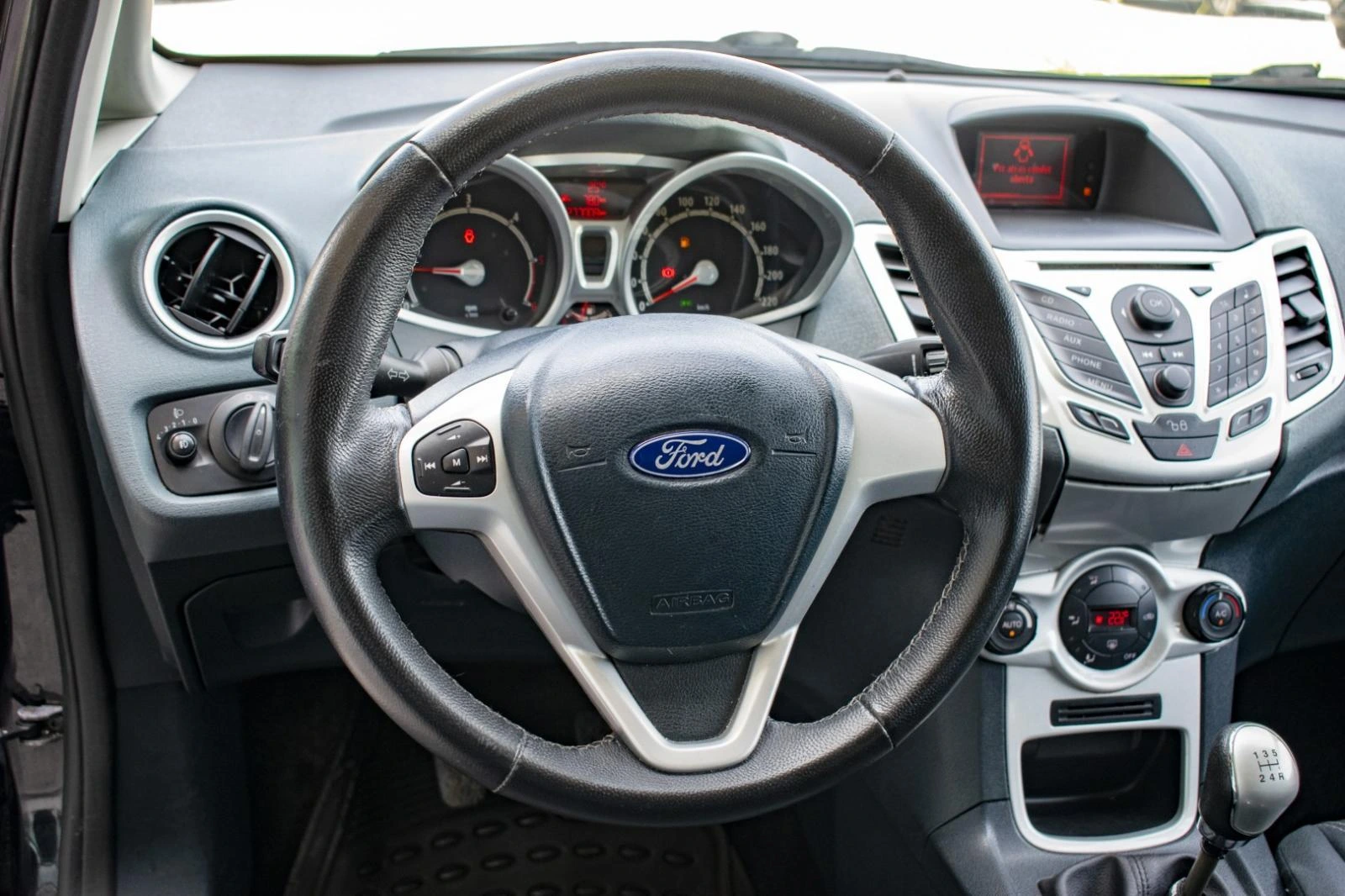 Ford Fiesta 1.4 TDCi Trend 15