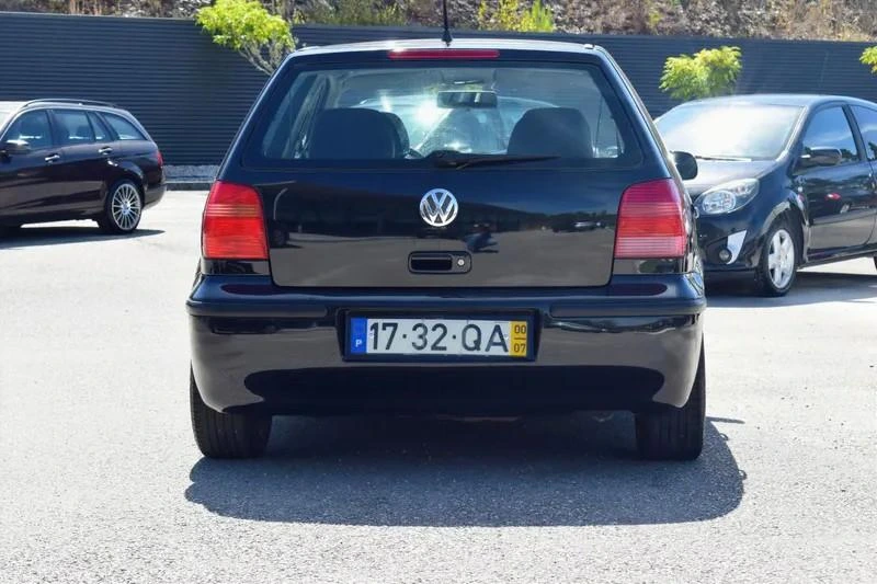 Volkswagen Polo Outro 11
