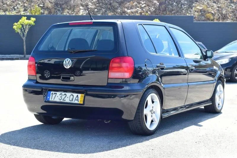 Volkswagen Polo Outro 12