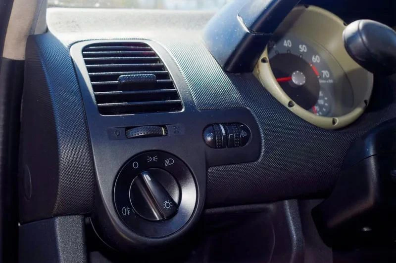 Volkswagen Polo Outro 16