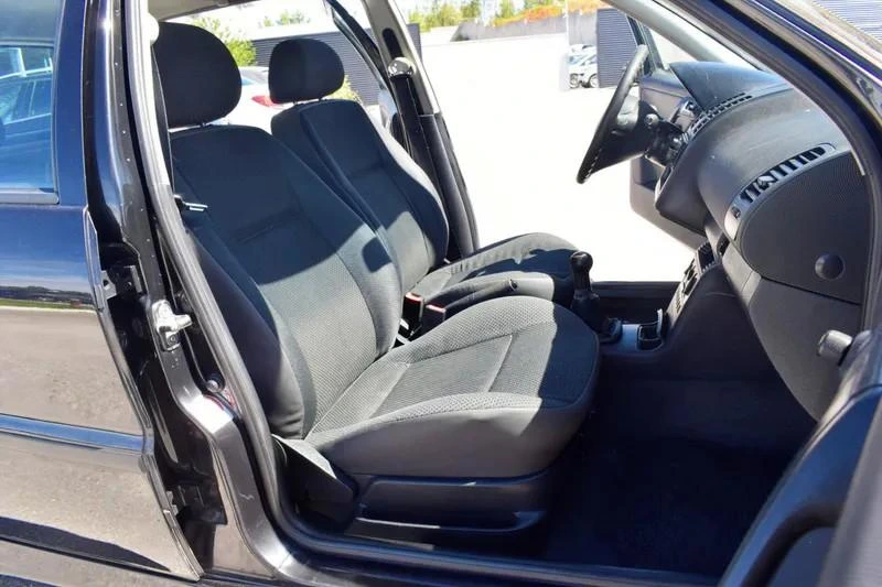 Volkswagen Polo Outro 21