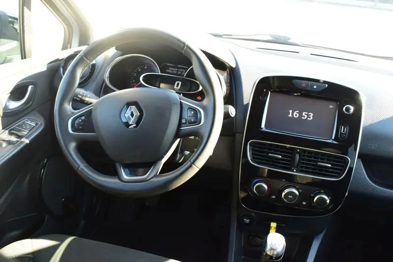 Renault Clio Sport Tourer 1.5 dCi Limited EDition 38