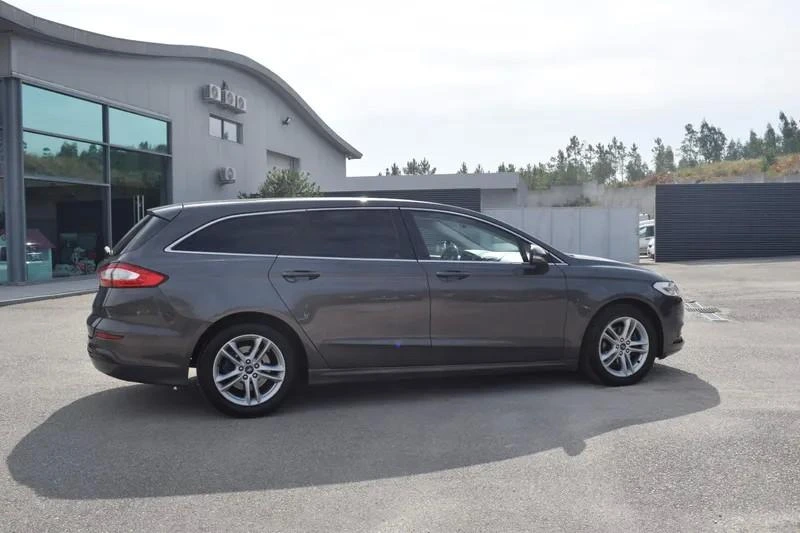 Ford Mondeo SW 2.0 TDCi Titanium 5
