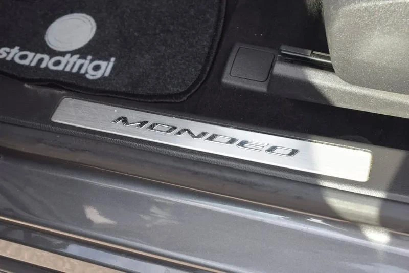 Ford Mondeo SW 2.0 TDCi Titanium 15