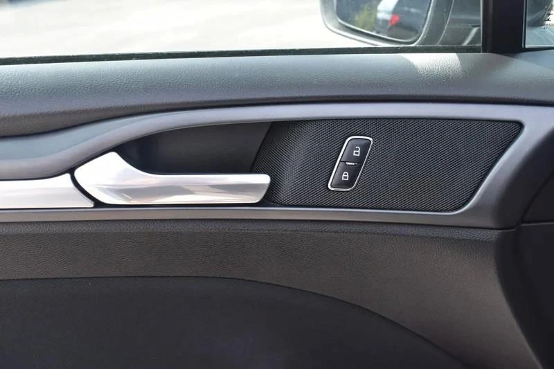 Ford Mondeo SW 2.0 TDCi Titanium 16
