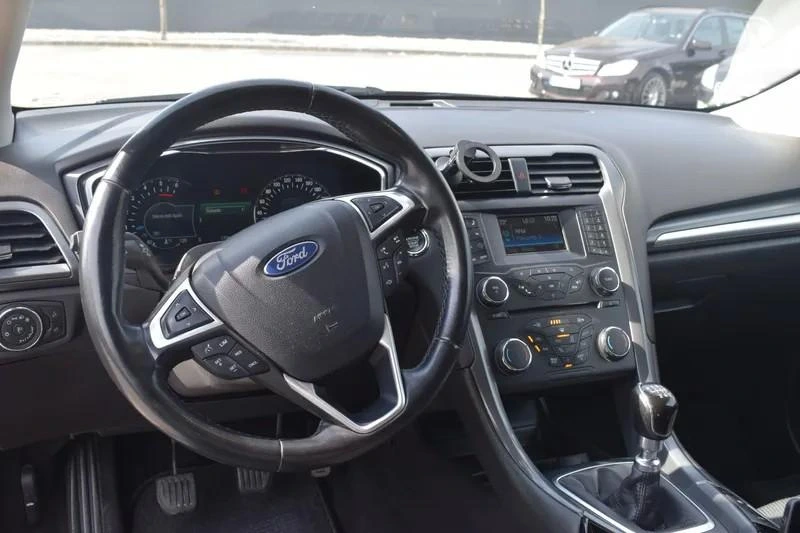 Ford Mondeo SW 2.0 TDCi Titanium 18