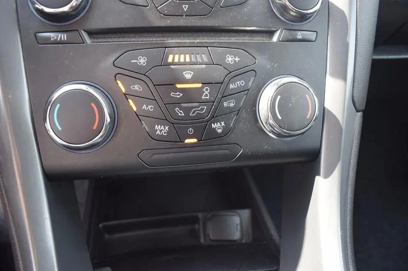 Ford Mondeo SW 2.0 TDCi Titanium 28