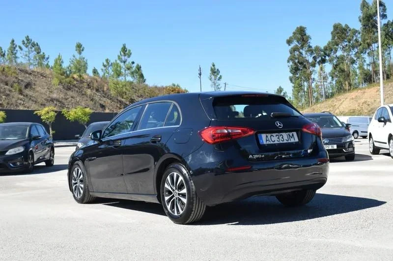 Mercedes-Benz A 180 d Style 8